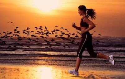 Dukan recommande de beaucoup marcher